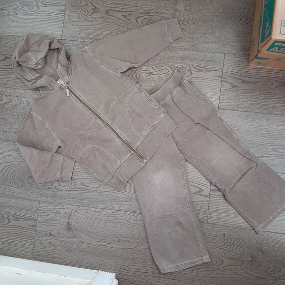 Juicy Couture Other - FREE Juicy Couture boys 4t set